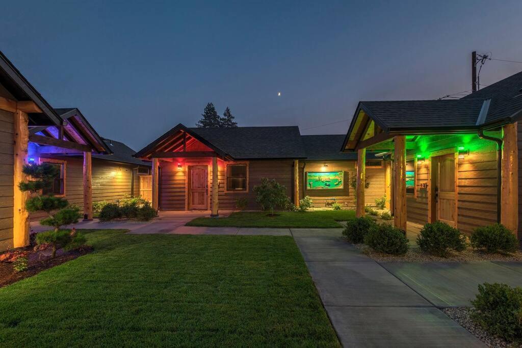 Bear Mountain - Suite 6 Grants Pass Bagian luar foto