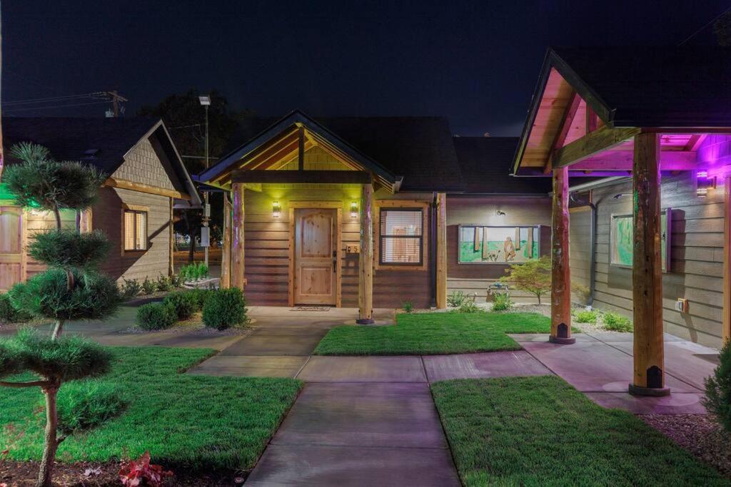 Bear Mountain - Suite 6 Grants Pass Bagian luar foto